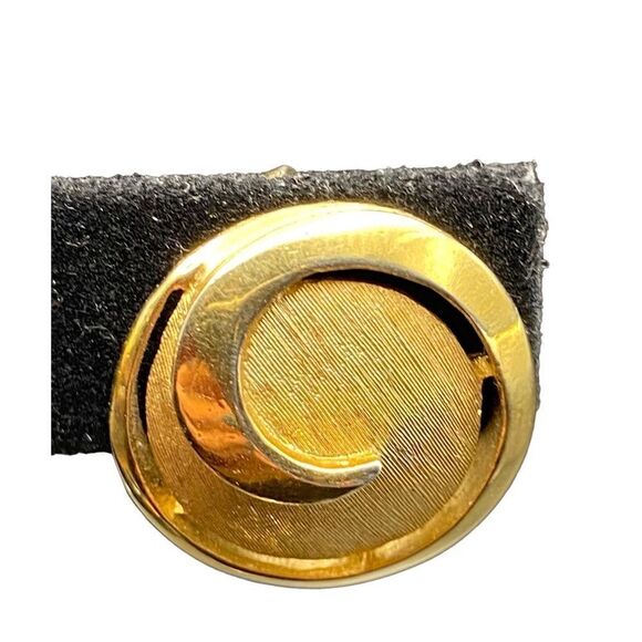 CROWN TRIFARI COMET SWIRL GOLDEN TONED TRIFANIUM CLIP ON EARRINGS VINTAGE 1960s - Picture 10 of 13